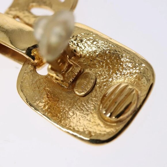 CHANEL COCO Mark Earring Metal Gold CC Auth 135951V - Picture 6 of 10